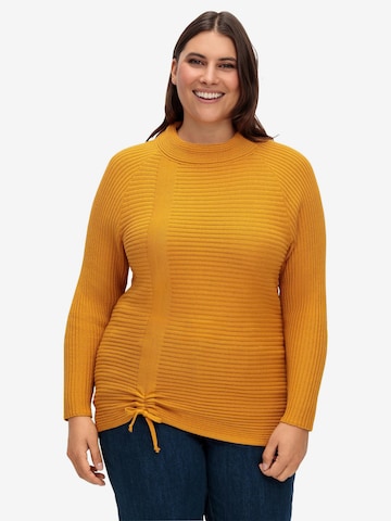 SHEEGO Sweater in Yellow: front