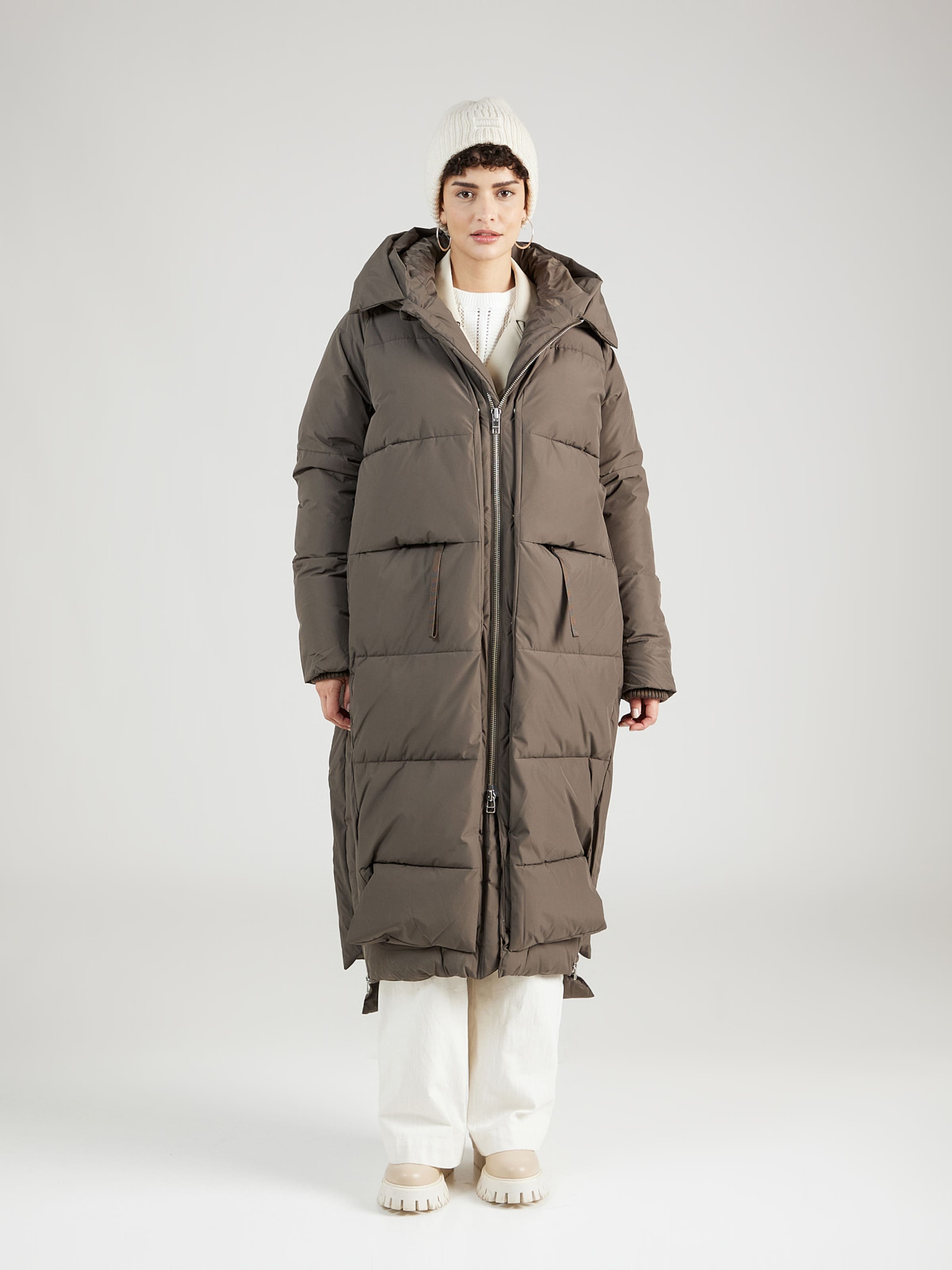 Embassy of Bricks and Logs Mantel in Oliv ABOUT YOU