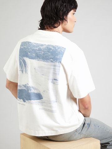 Abercrombie & Fitch Majica | bela barva: sprednja stran