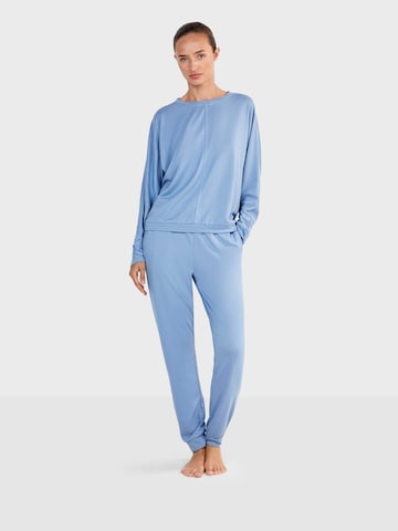 Gisela - Pijama en azul: frente