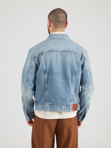 Calvin Klein Jeans Prehodna jakna 'ANDREW' | modra barva