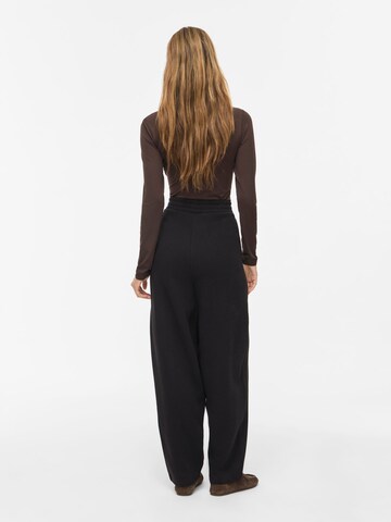 Barrel Pantaloni 'VIVera' di VILA in nero