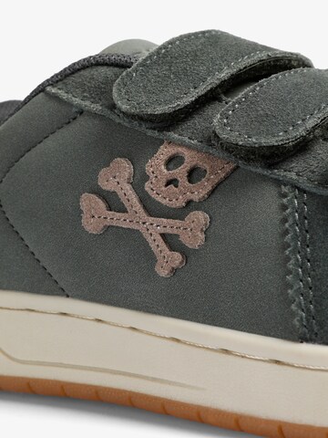 Scalpers Sneakers ' ' in Groen