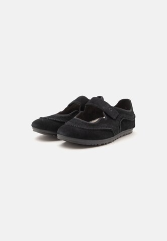UGG - Bailarinas con hebilla en negro