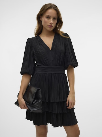 Robe 'KAJA' VERO MODA en noir : devant