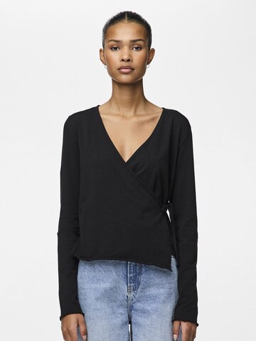 PIECES Top 'Georgina' in Schwarz: Vorderseite