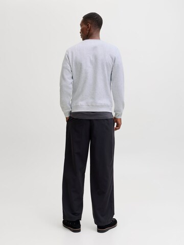 Sweat-shirt JACK & JONES en gris