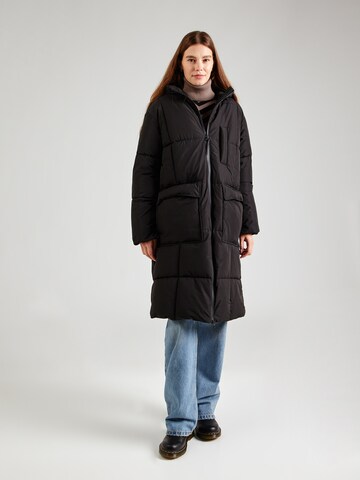 VERO MODA Winter coat in Black: front