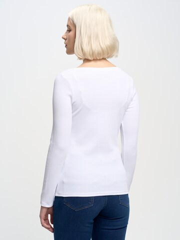BIG STAR Shirt 'Nathalie' in Weiß