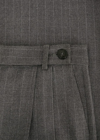 MANGO Bő szár Élére vasalt nadrágok 'Siena' - szürke