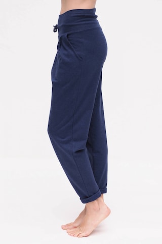 Kismet Yogastyle Tapered Sporthose in Blau