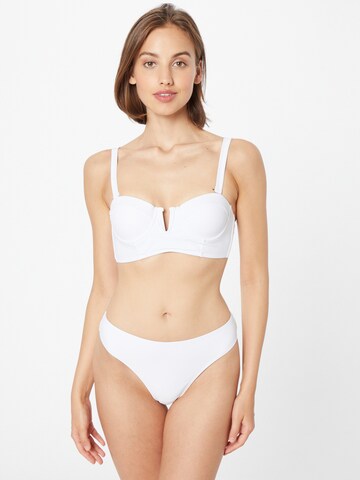 Dorothy Perkins Balconette Bikini in White: front