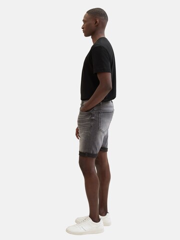 TOM TAILOR Slimfit Shorts 'Superflex Josh' in Grau