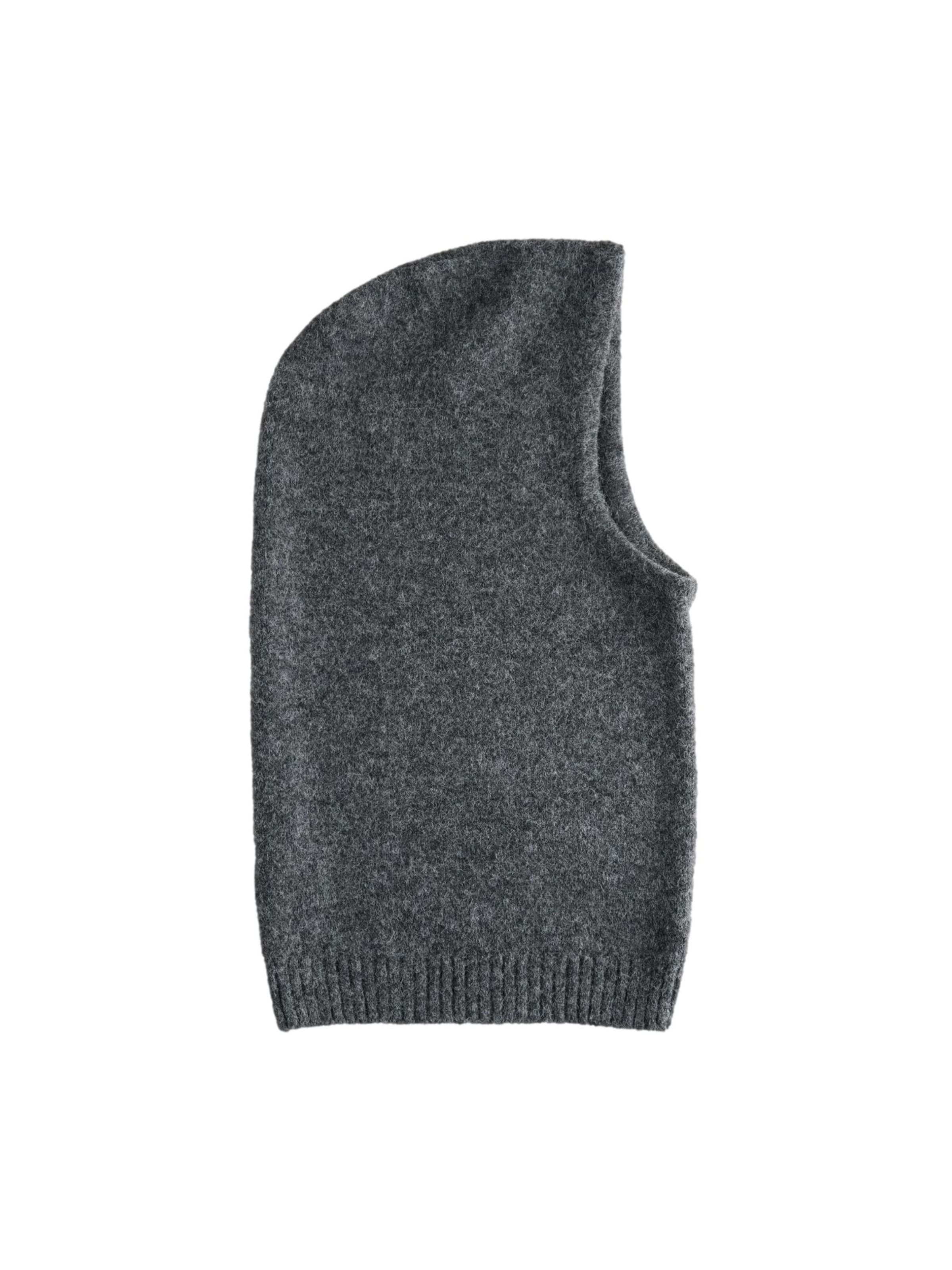 Căciulă de la Next pe gri: față