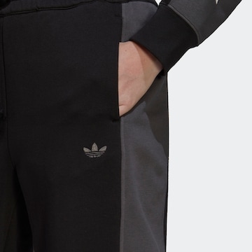 ADIDAS ORIGINALS Zúžený Kalhoty – černá