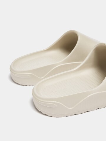 Pull&Bear Mules in White