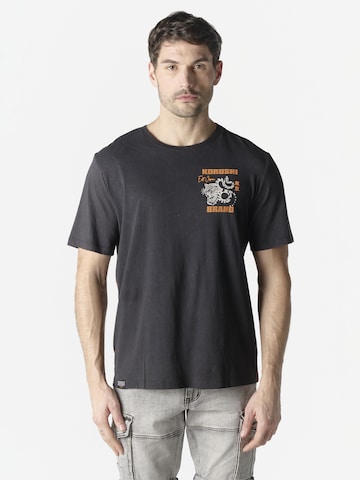 Tricou de la KOROSHI pe negru