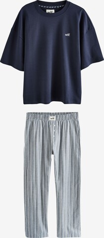 self. Pyjama 'Self' in Blau: Vorderseite