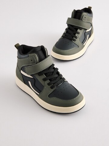 Next Sneaker i grön
