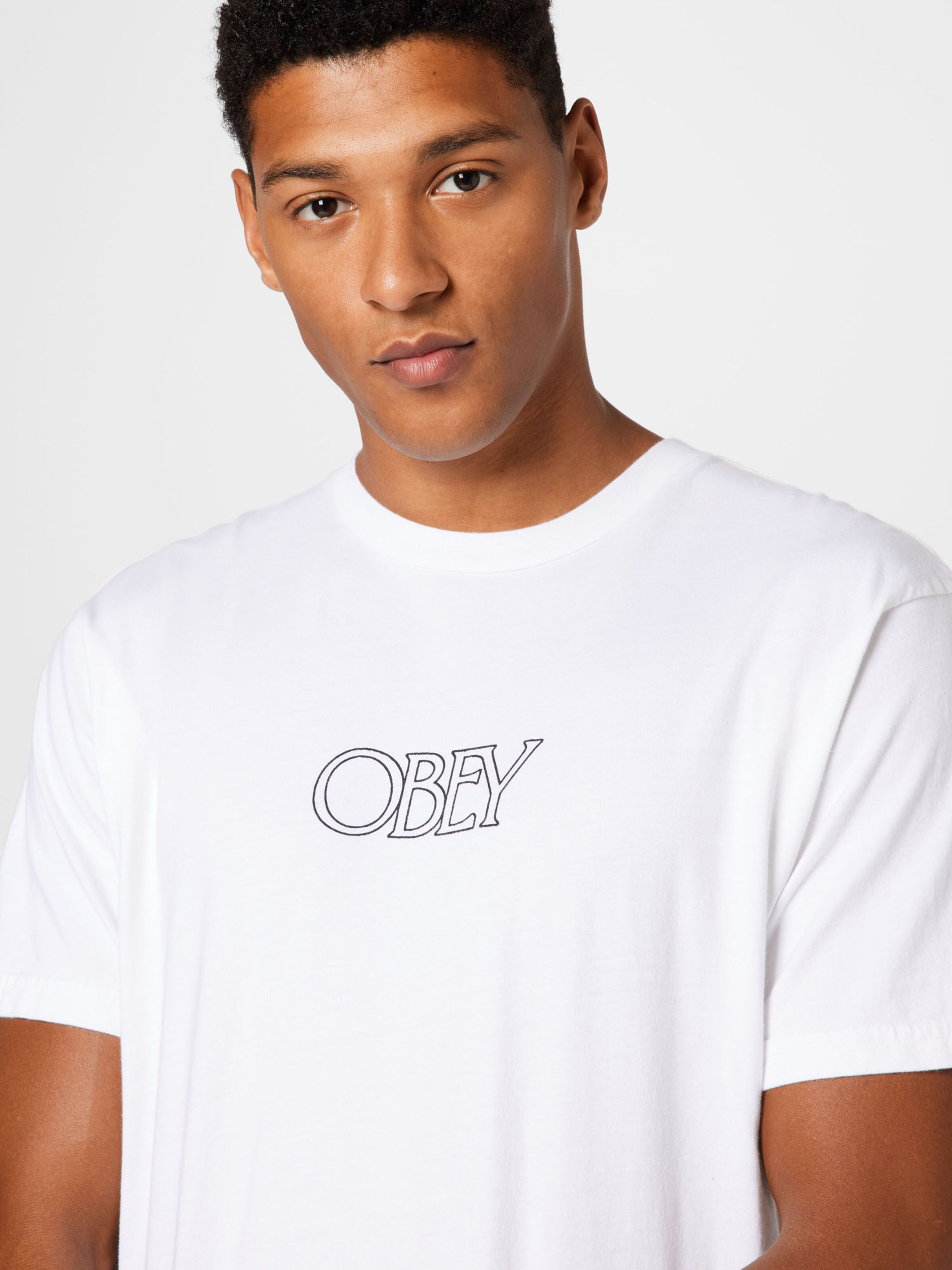 Männer Shirts Obey Shirt in Weiß - UM57324 Männer Shirts Obey Shirt in Weiß - UM57324