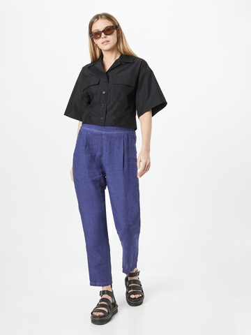 120% Lino Regular Pleat-Front Pants in Blue