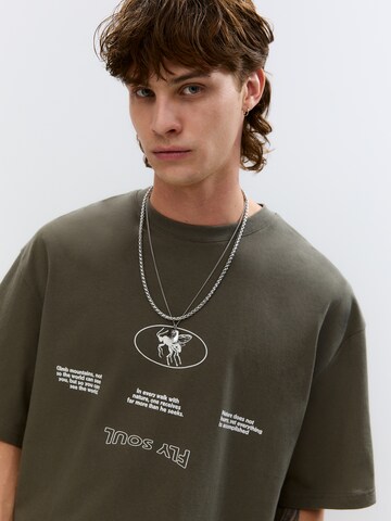 Pull&Bear Koszulka w kolorze zielony