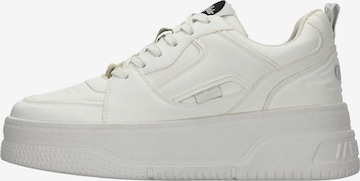 BUFFALO Sneakers 'YADA ONE' in White: front