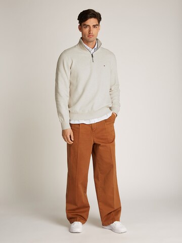 TOMMY HILFIGER Sweatshirt 'Essential' in Beige