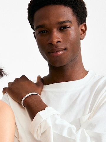 PilgrimNarukvica 'Ember' - srebro boja