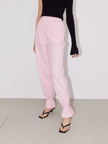 Pantaloni 'Josefina ' di LeGer by Lena Gercke in rosa: frontale