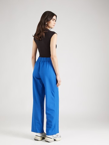 VILA Wide leg Pleat-Front Pants 'WINNIE AYA' in Blue