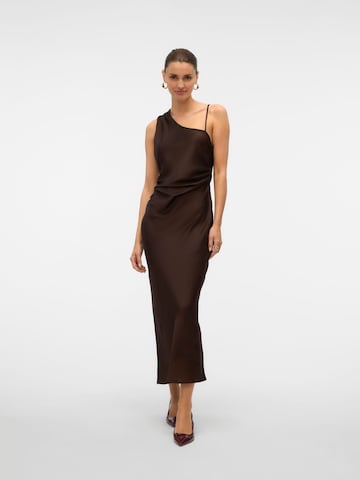 Robe '10335987' VERO MODA en marron : devant