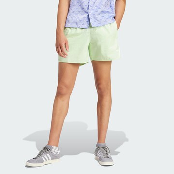 ADIDAS ORIGINALS Regular Pants 'Adicolor Classics Sprinter' in Green: front