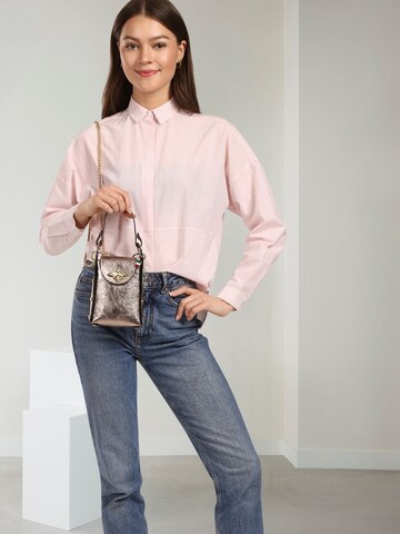 Florence Schoudertas in Bruin: voorkant