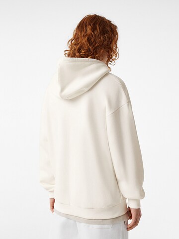 Bershka Sweatshirt in White