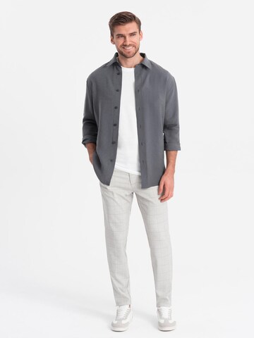 Ombre Slim fit Trousers in Grey