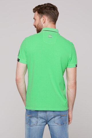 CAMP DAVID T-shirt i grön