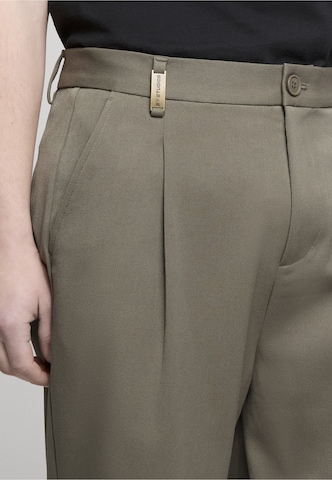 2Y Studios Regular Shorts 'Renzo' in Grün