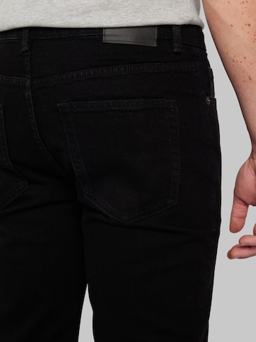 AÉROPOSTALE Regular Jeans in Schwarz