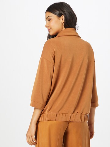 COMMA Zip-Up Hoodie in Brown