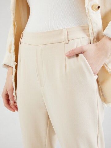 VILA - Slimfit Pantalón plisado 'Varone' en beige