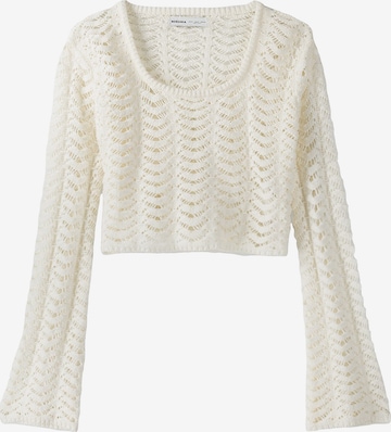 Bershka Sweater in Beige: front