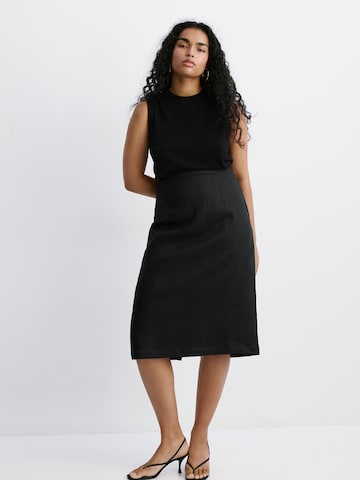 Jupe 'FRED' MANGO en noir