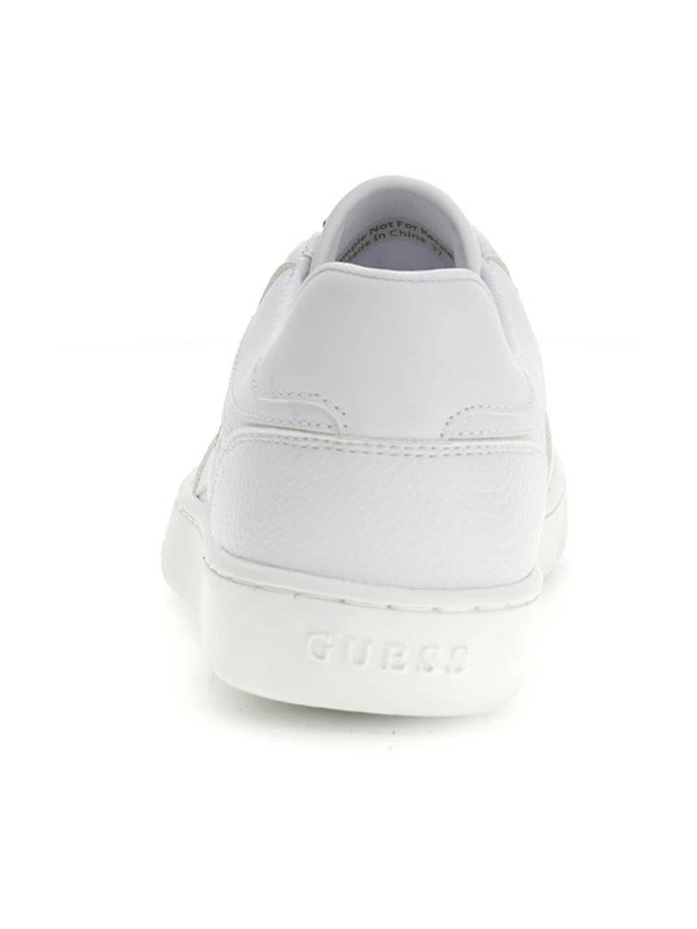 GUESS Tenisky 'NAIMA' – bílá