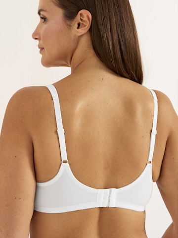 Cellbes of Sweden T-shirt Bra in White