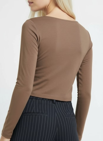 Maglietta 'Blanca' di studioselect in beige