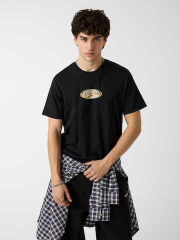 GUESS T-Shirt in Schwarz: Vorderseite