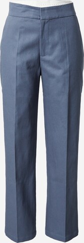 Edikted Loose fit Pleated Pants in Blue: front