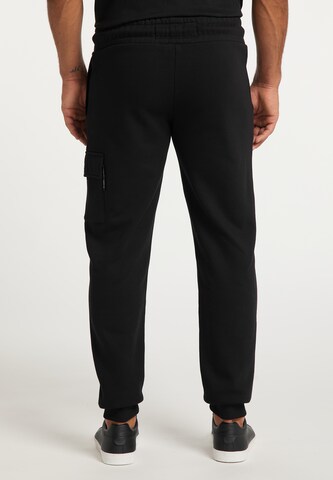 BRUNO BANANI Tapered Pants 'Edwards' in Black