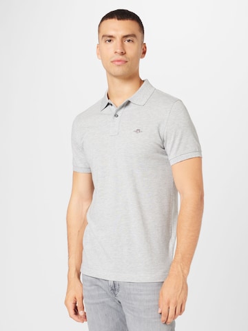 T-Shirt GANT en gris : devant